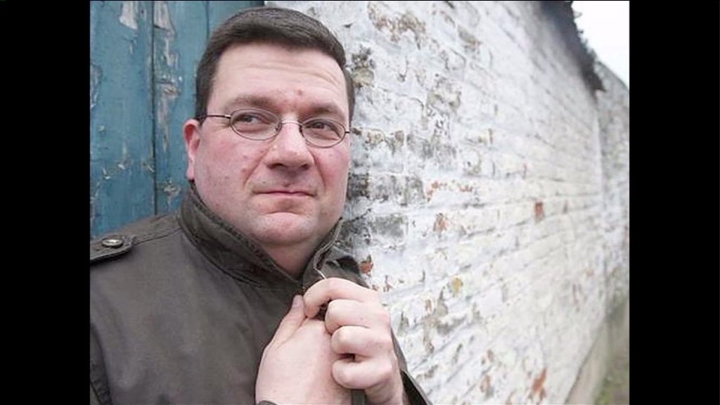 Sperm donor says he’ll impregnate wives for free, anchors&nbsp;react